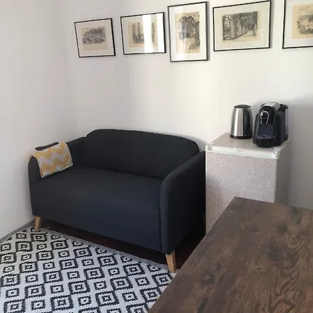 Séjour chez l'habitant I My - *